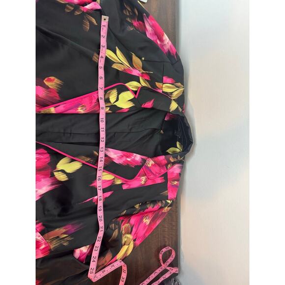 Torrid Floral Satin Blazer with Floral Print, Multi-color Size 3 NWOT - Picture 10 of 11